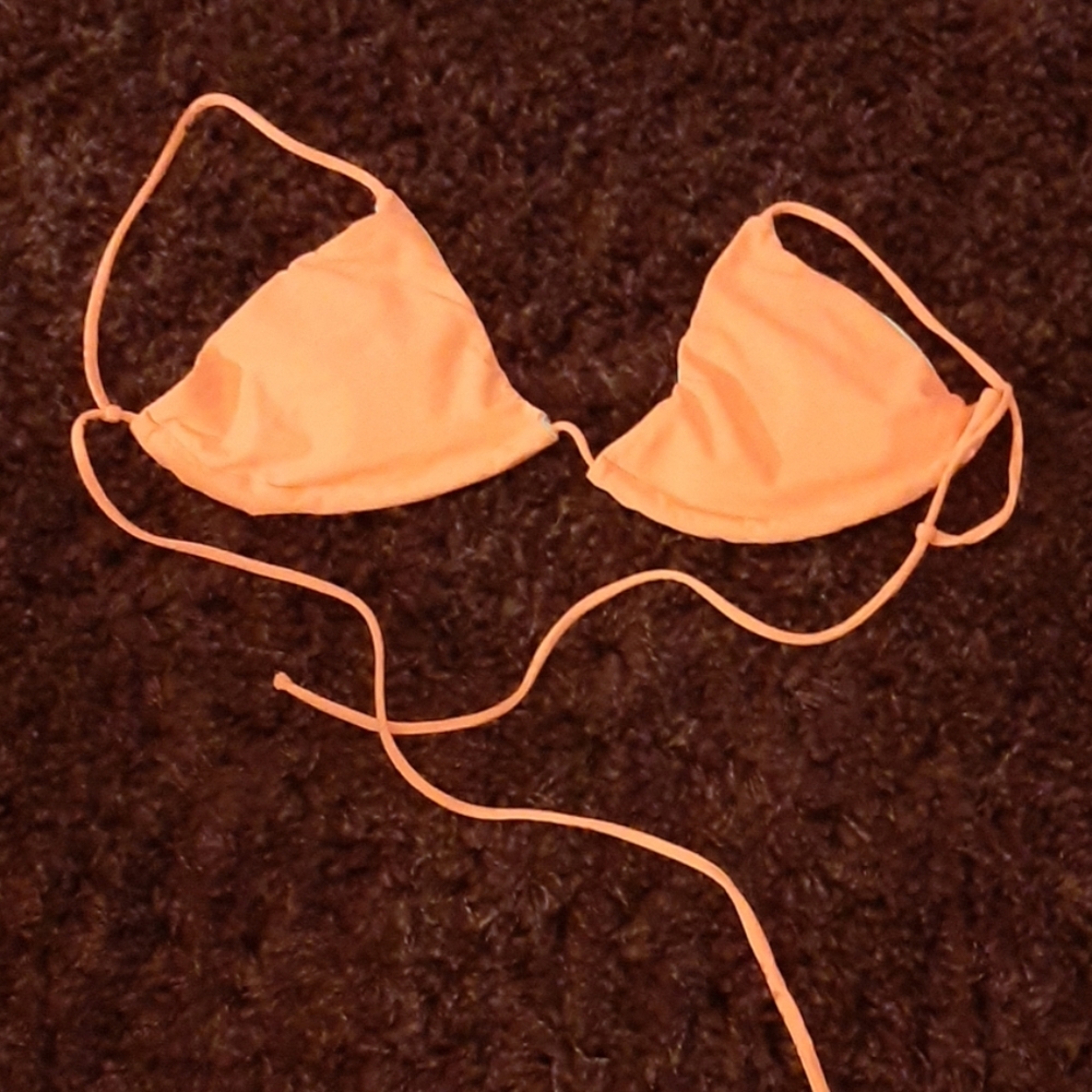 Bikini top